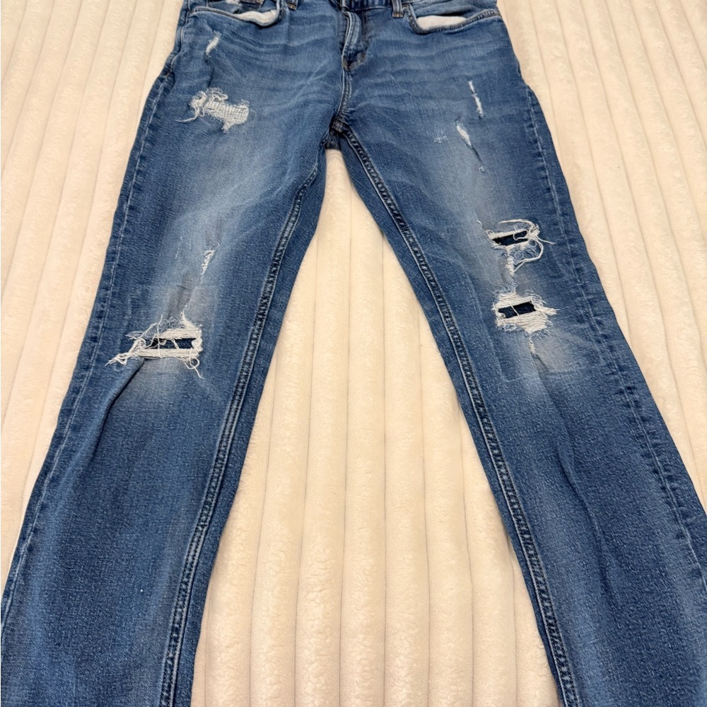 Distressed Blue men’s Jeans